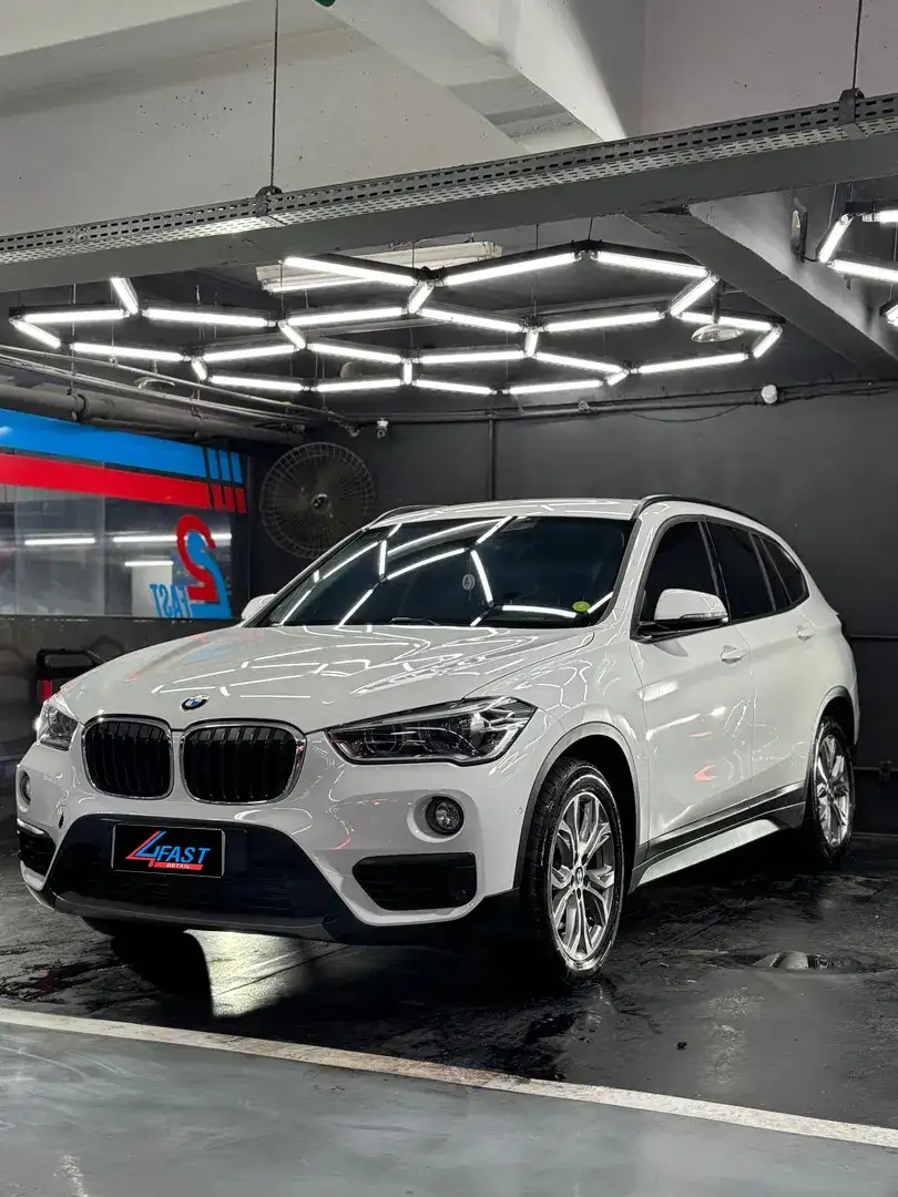 Lava jato premium em Brasília DF com BMW X1 em limpeza detalhada na 4Fast Detail