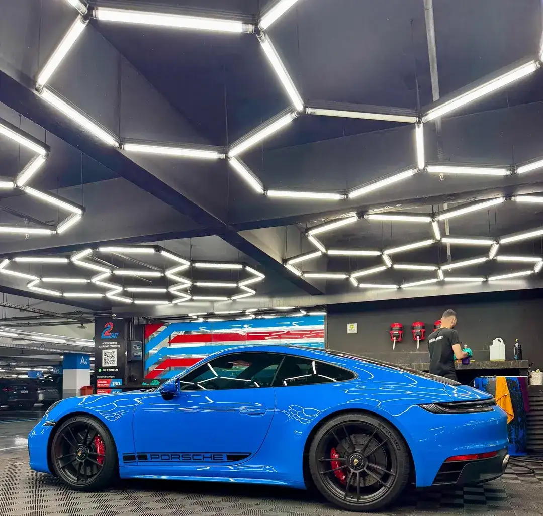 Comparação entre vitrificação e cristalização de pintura em Porsche na 4Fast Detail